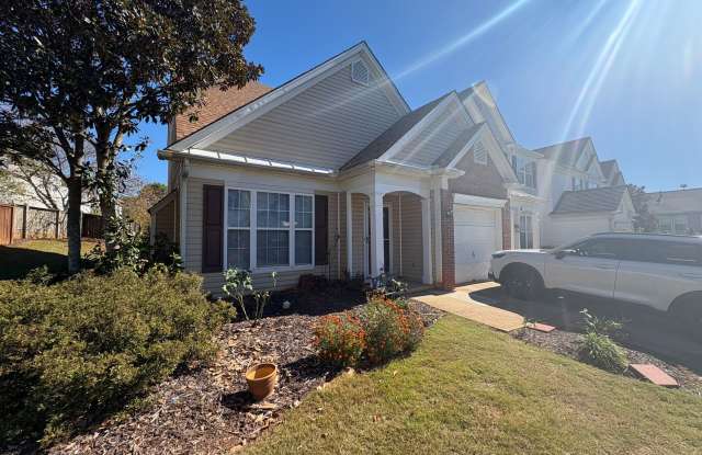 3/2.5 Townhome Available Now! - 401 Westcot Court, Greenville County, SC 29650
