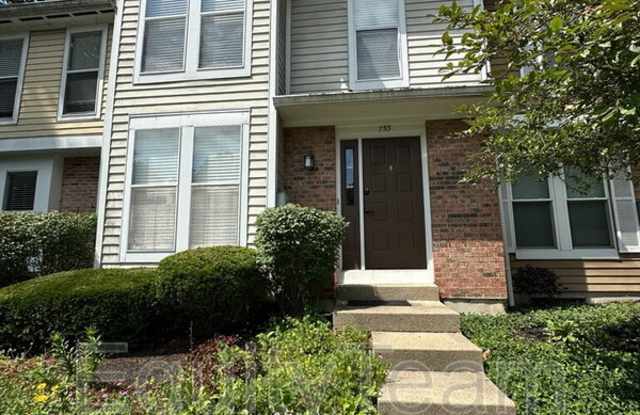 753 Woodlyn Dr S photos photos