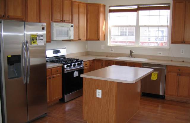 21788 OAKVILLE TERRACE Gallery 3