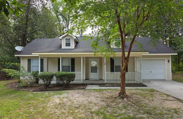Woodbury Subdivision. 3 bedrooms. 2 baths. Two car garage. Family with vaulted ceiling. Separate formal dining. Galley kitchen with refrigerator, stove and dishwasher. Separate laundry room. photos photos