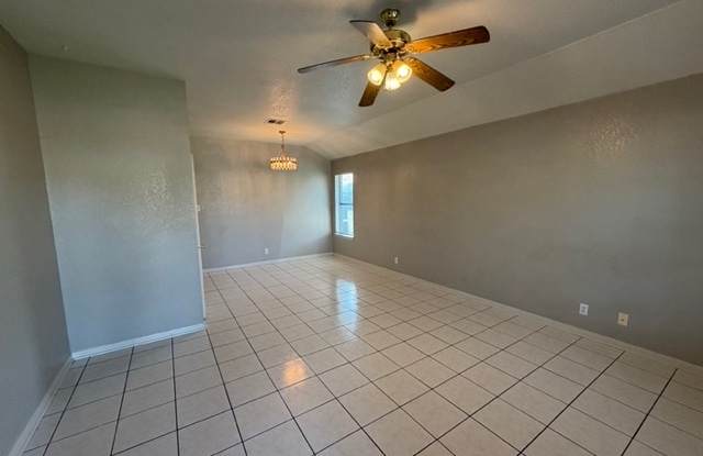 5204 Daybreak Dr Gallery 2