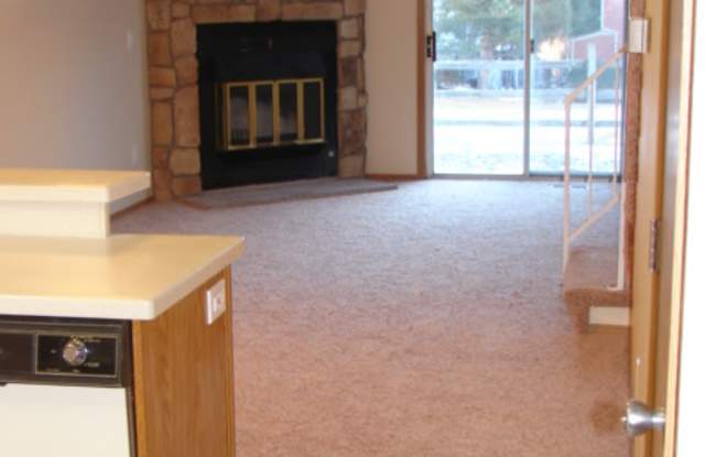 3424 Queen Anne Way Gallery 2