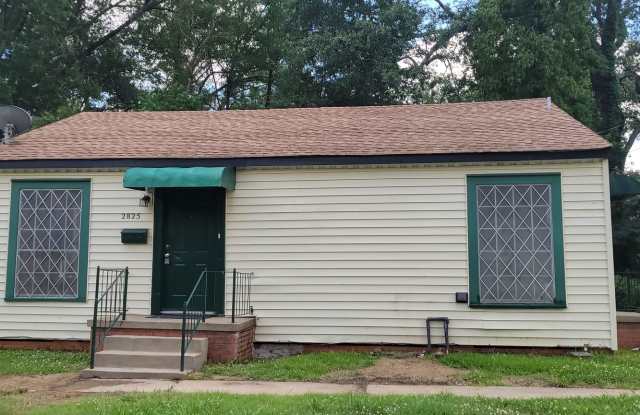 Amazing 4 bedroom/2 bath Two-story home with beautiful built-ins and tons of storage! photos photos