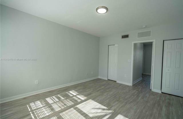 2180 Bay Drive Gallery 3