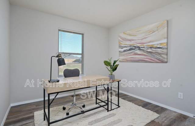 252 Rabbit Run Gallery 2