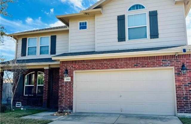 2106 Halcon - 4/Bed 2.5/Bath - $2750/month photos photos