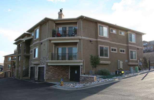Stunning  Contemporary Open Floor 2 BR Condo! photos photos