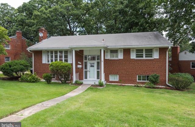 335 N MADISON STREET - 335 North Madison Street, Arlington, VA 22203