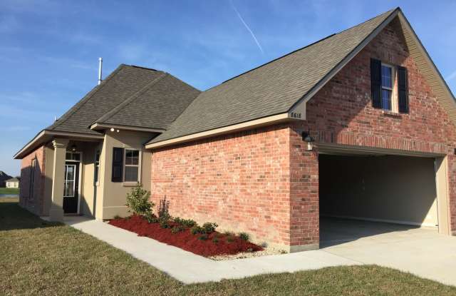 New Lake Front Home in Magnolia Lakes off Burbank Near Staring photos photos