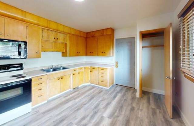 503 3rd Avenue Northeast Gallery 2