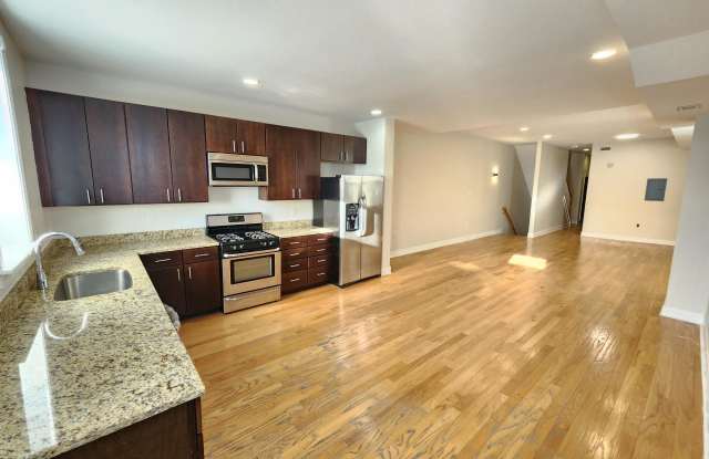 2228 Linden Avenue - 2LindenAve Gallery 3
