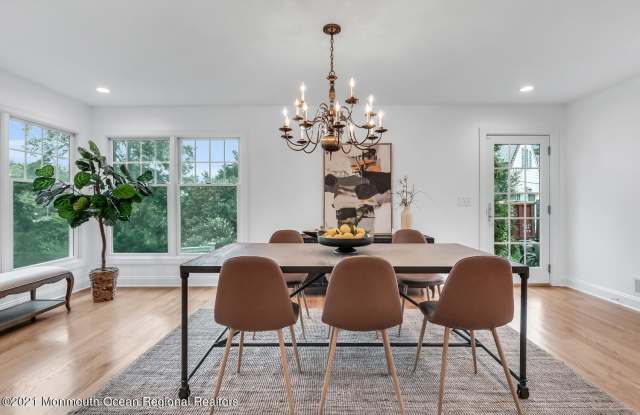 63 Riverlawn Drive Gallery 3