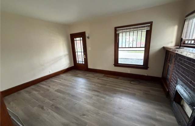 1023 Harrison Avenue SW Gallery 2