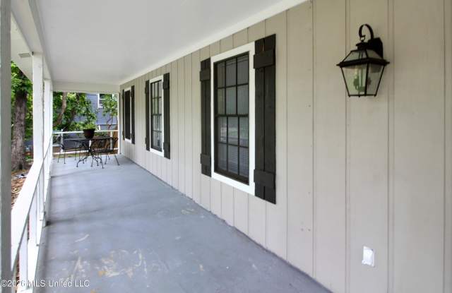 320 Helmsley Drive Gallery 3