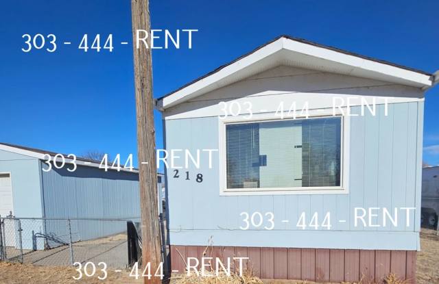 Cozy 3 Bedroom 1 Bathroom Mobile Home located in Log Lane Village!! More pictures coming soon!! - 218 Oak Street, Log Lane Village, CO 80705