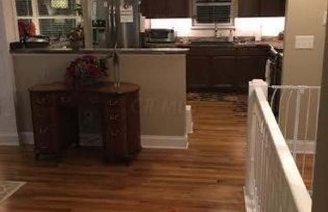111 Grandview Drive Gallery 3