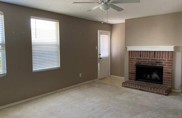 2608 Teal Cove Lane Gallery 3