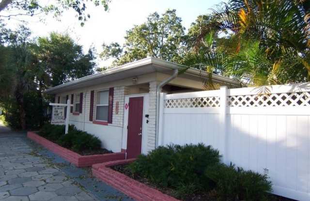427 8th Ave N #9 - 427 8th Avenue North, St. Petersburg, FL 33701