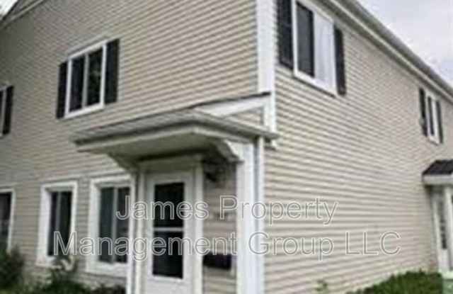 1557 Quaker Lane # 114 photos photos