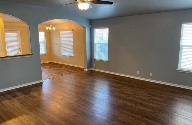 749 Great Oaks Drive Gallery 3
