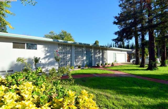 3180 Watt Ave photos photos