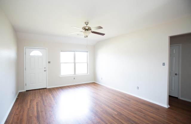 2096 Fern Valley Drive Gallery 3