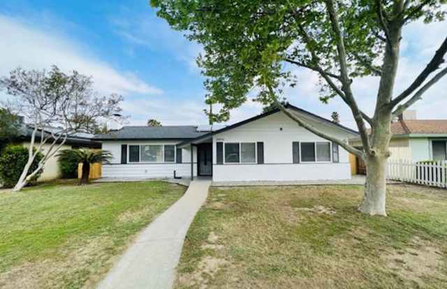 REMODELED 3 bed 2 bath in SW photos photos
