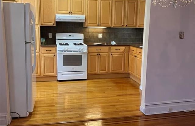 1643 Overing Street - 1643 Overing Street, Bronx, NY 10461