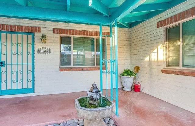 3033 N Cherry Ave photos photos