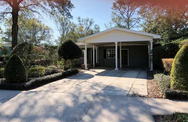 Charming 3 Bedroom, 2 Bath Home in Prime Winter Park Location photos photos