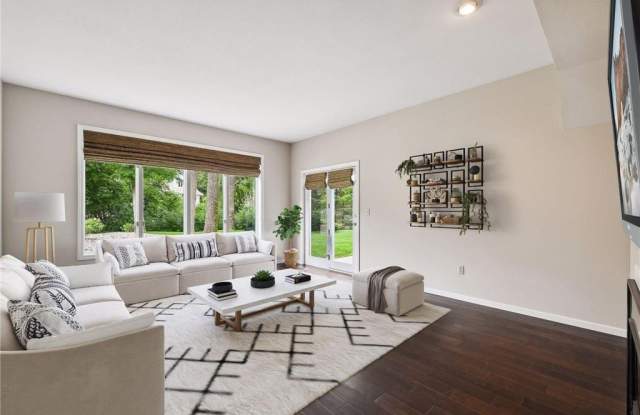 1541 Hollybrook Road Gallery 2
