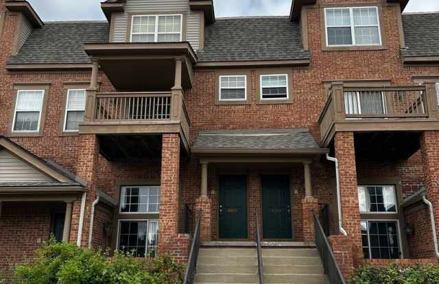 Barclay Way 2 Bed/2.5 Bath Condo For Rent in Ann Arbor - 2729 Barclay Way, Ann Arbor, MI 48105