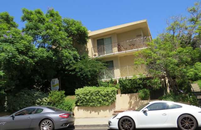 01226MC photos photos