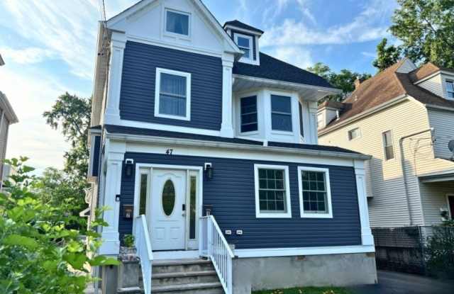 47 Greenwood Ave Gallery 1