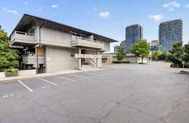 Fully Renovated Sun-Filled Downtown Bellevue Condo with Dual Balconies & Prime Walkable Location photos photos