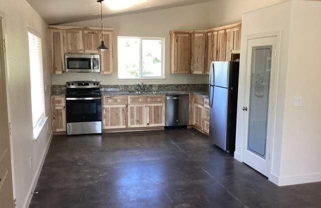 Newly Built Home Near Salt Creek Trail Move in Ready Gallery 3