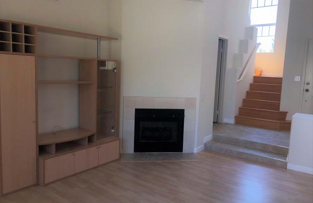 30865 Cherbourg Court Gallery 4