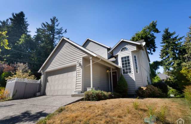 West Linn Single Family 3 Bd/2.5 Bth w/ Basement/Bonus Room. Gallery 4