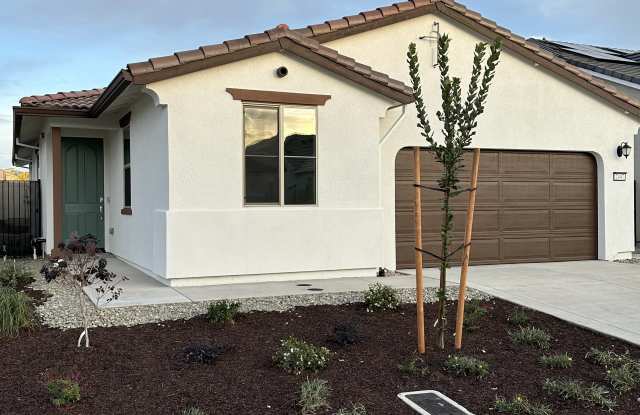 2497 Denia Place - 2497 Denia Place, El Dorado Hills, CA 95762