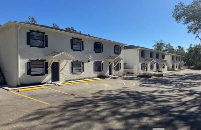 7806 Colonial Club Ct photos photos