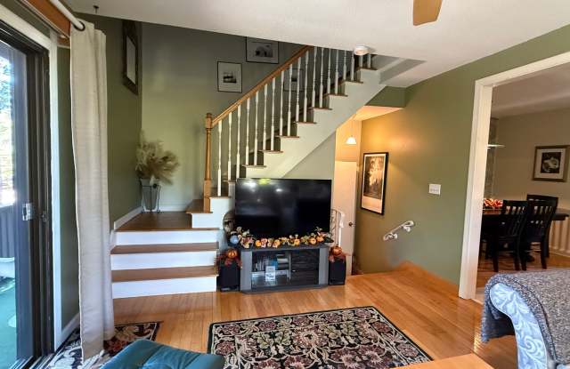 Charming 3-Bedroom Condo in Laconia, NH – $2100/month - WINTER RENTAL photos photos Charming 3-Bedroom Condo in Laconia, NH – $2100/month - WINTER RENTAL photos photos