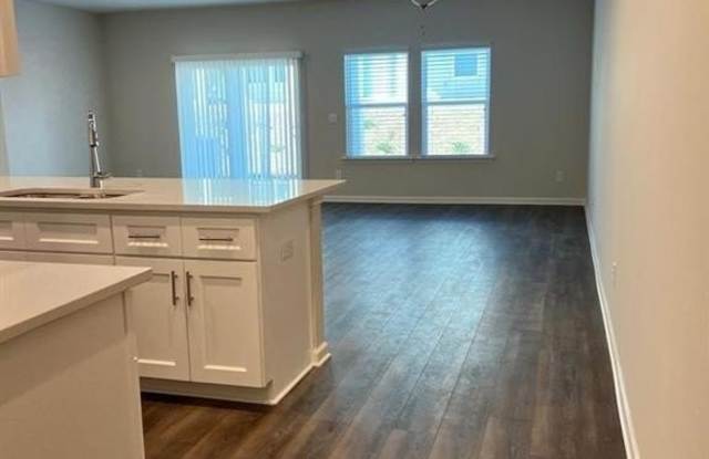 1482 Villageside Court photos photos