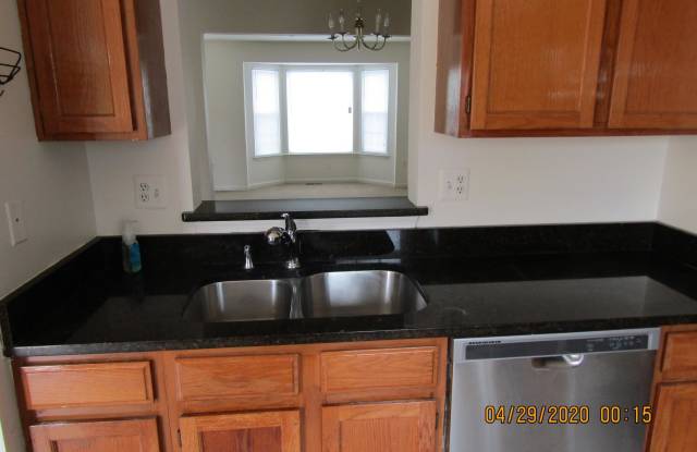 43511 BLACKSMITH SQUARE Gallery 3