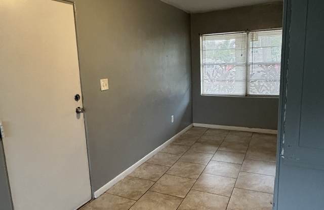 1800 3st St NW Gallery 3