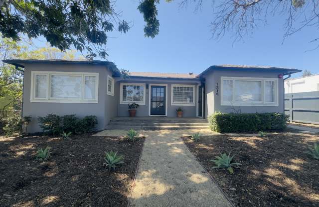 1319 Cacique Street - A Gallery 1