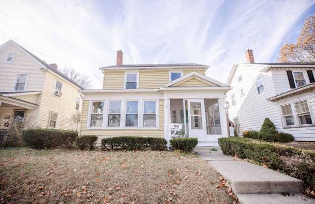 Beautiful three bedroom spacious house with tons of storage and finished basement. photos photos Beautiful three bedroom spacious house with tons of storage and finished basement. photos photos