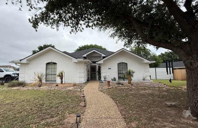 Beautifully updated home IN THE BLUFFS COMING SOON! photos photos Beautifully updated home IN THE BLUFFS COMING SOON! photos photos
