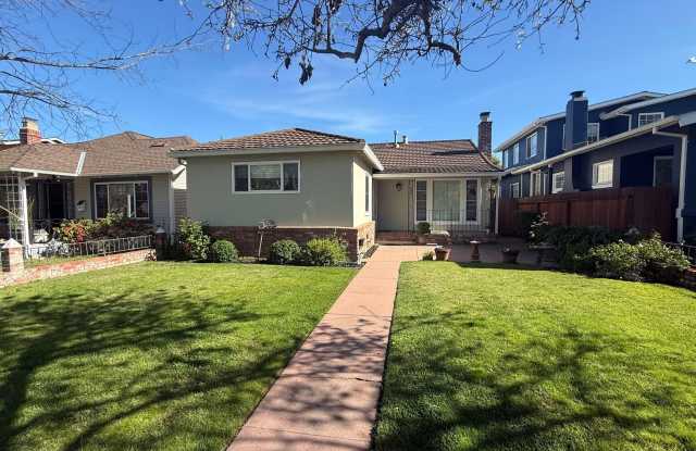 Charming Hayward Park Residence photos photos