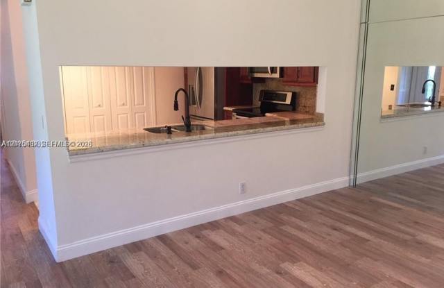 5201 SW 31st Avenue 225, Dania Beach, FL 33312 - 6924 Gallery 4