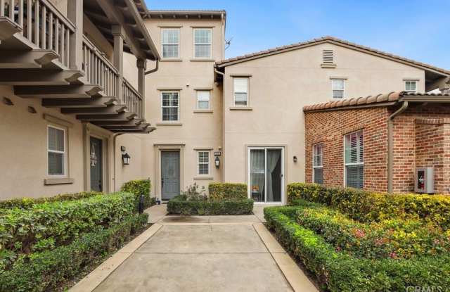 15221 Kensington Park Drive Gallery 3
